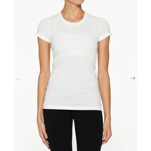 Lululemon Swiftly Tech Short Sleeve Shirt 2.0 White Athletic Top Women's Size 8